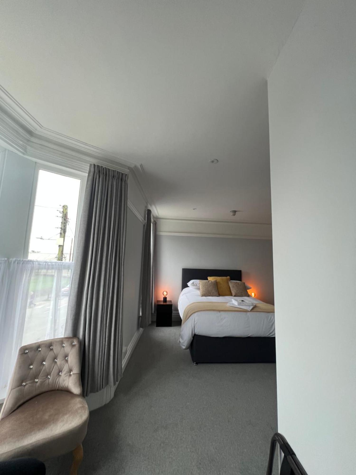 Brynhyfryd Guest House Cardigan Kültér fotó